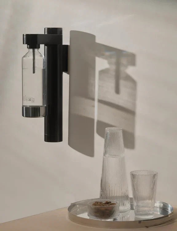 STELTON SODAVANDSMASKINE BRUS T/VÆG SORT