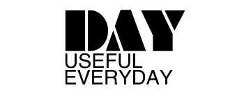 Logo for mærket DAY med teksten 'USEFUL EVERYDAY'